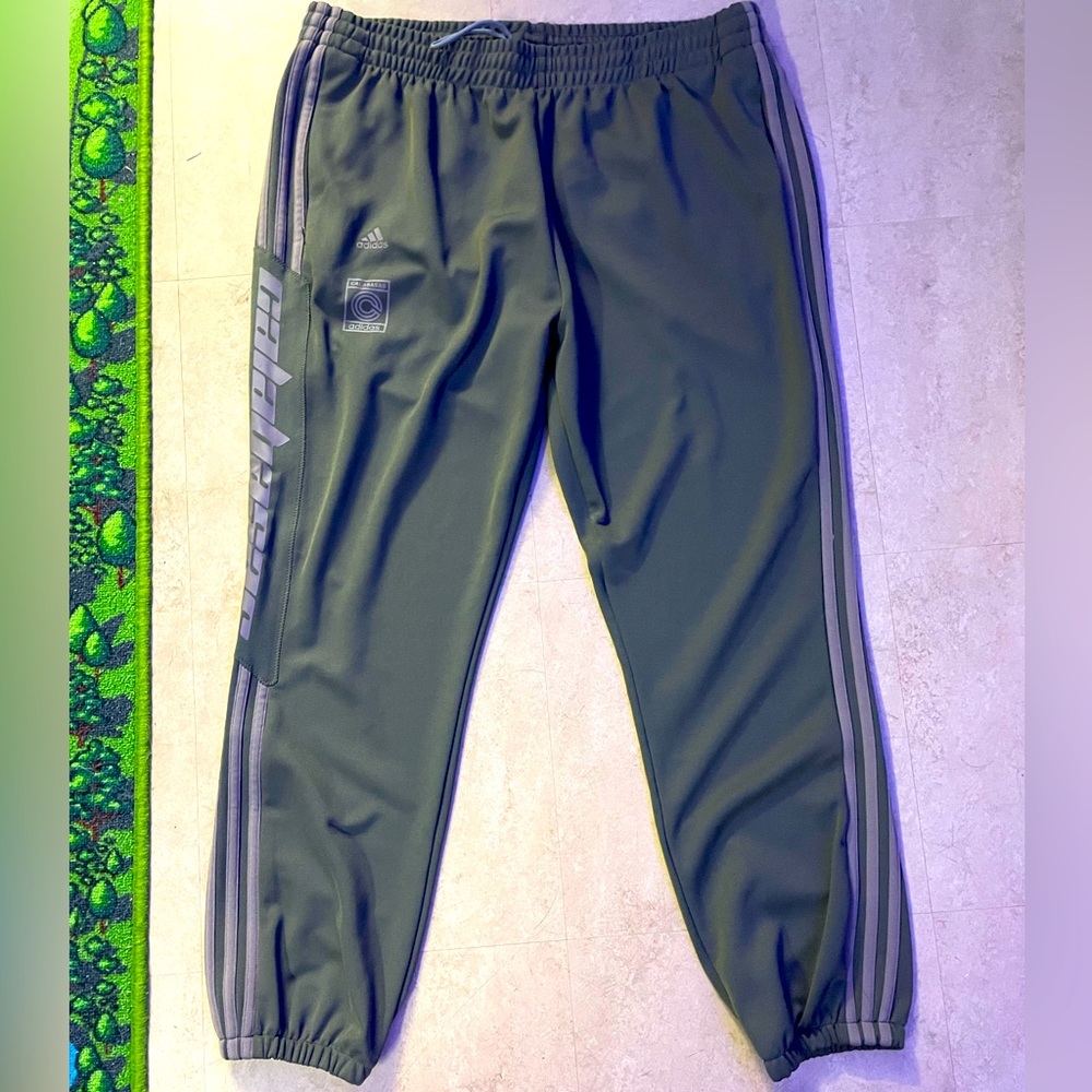 Adidas yeezy calabasas pants, never worn